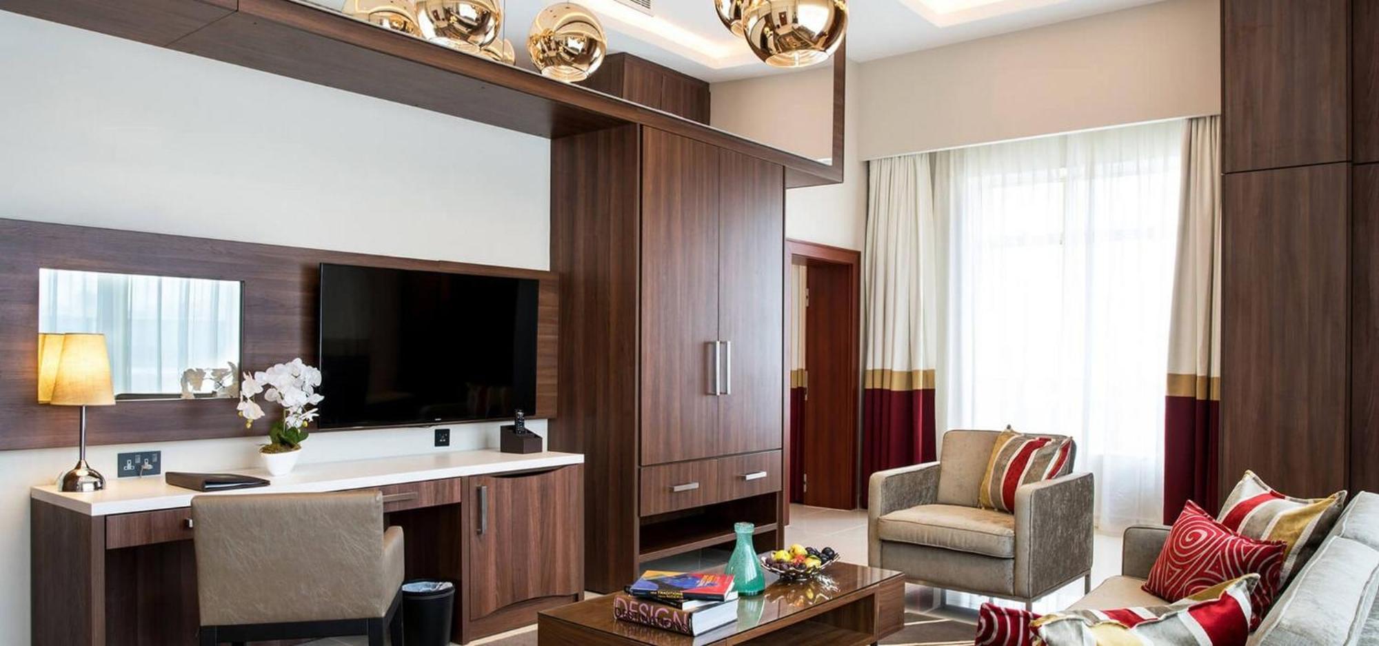 Room In Lodge - The Envoy Hotel And Suites Abuja Exterior foto